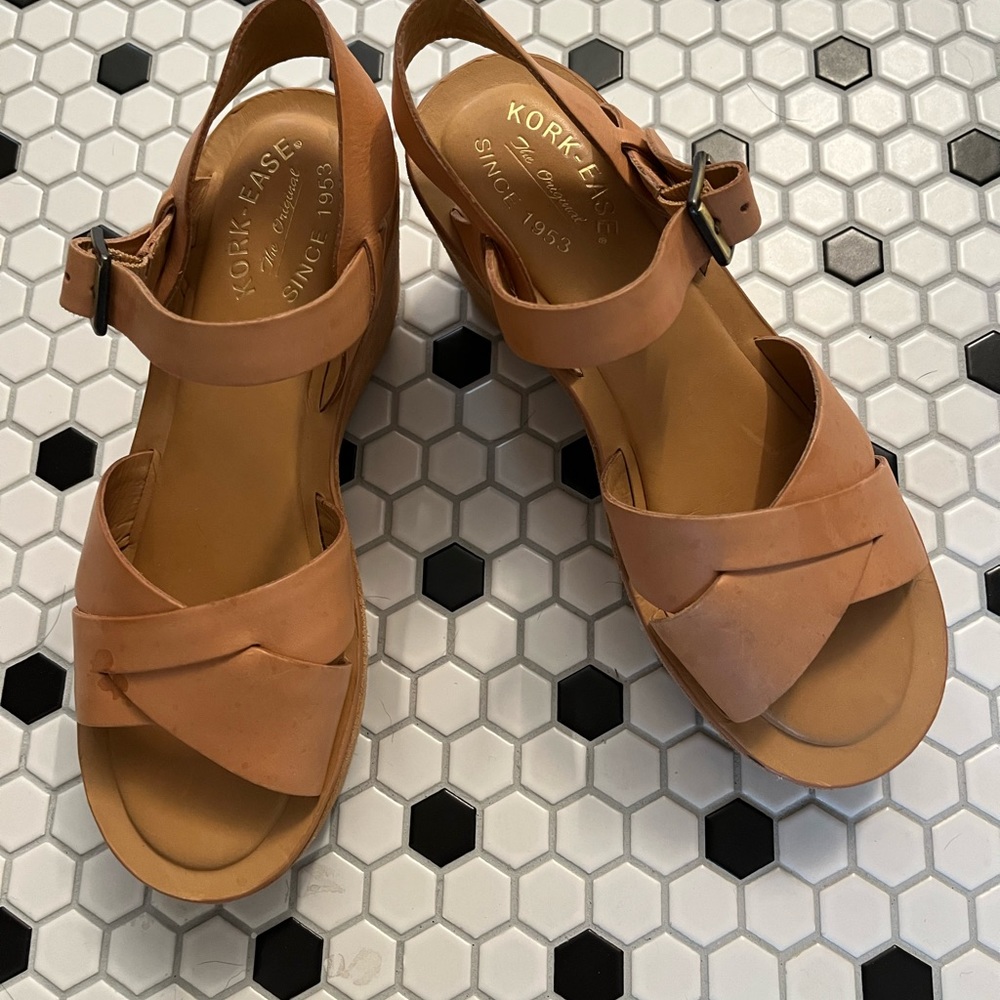 Kork-Ease Iconic Ava sandal.  Size 8. Gently used